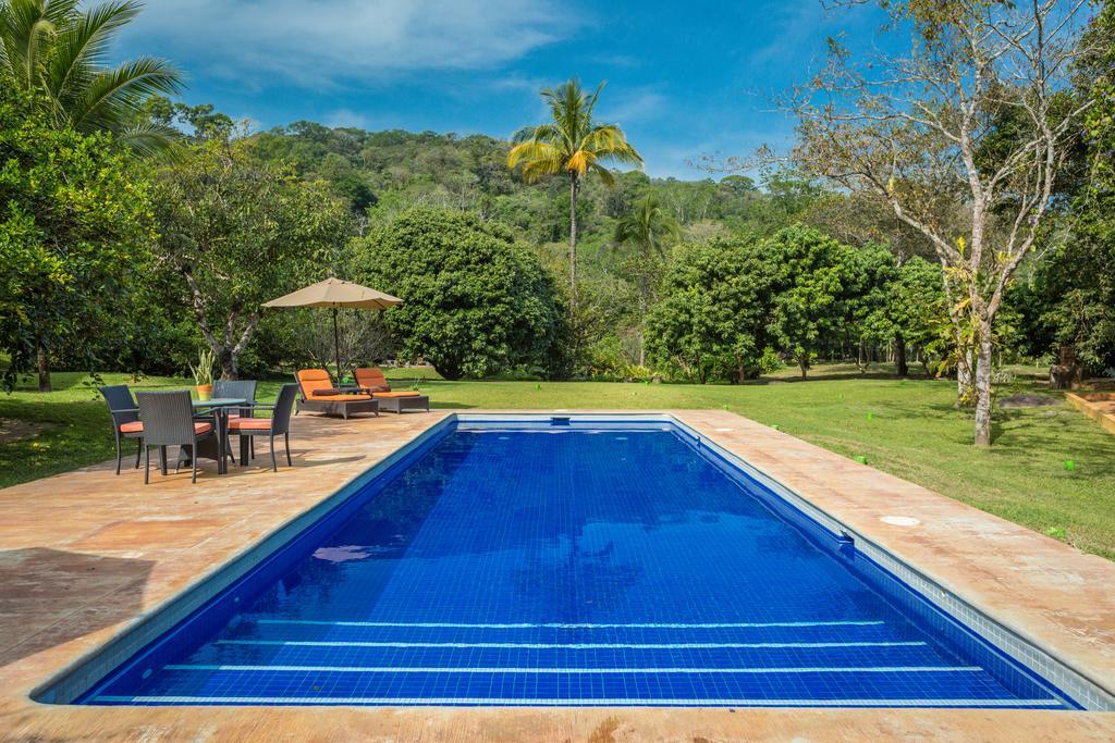 Villa Azalea Inn & Organic Farm JALISCO エクステリア 写真