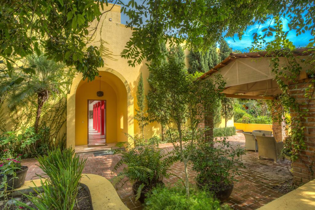 Villa Azalea Inn & Organic Farm JALISCO エクステリア 写真
