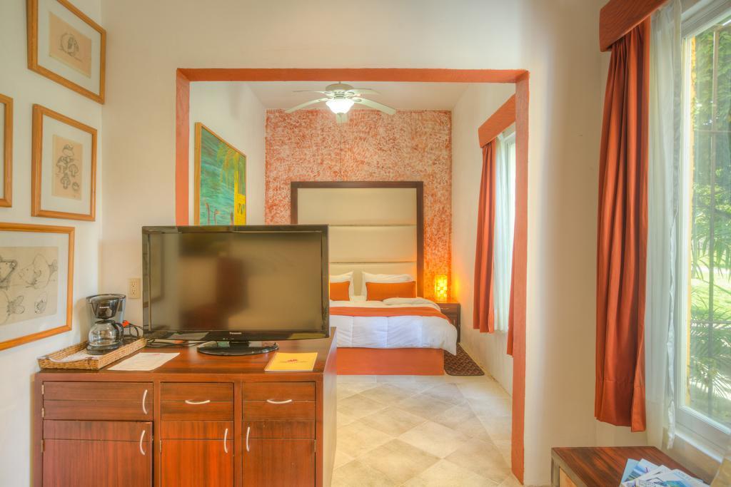 Villa Azalea Inn & Organic Farm JALISCO 部屋 写真