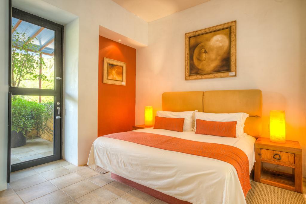 Villa Azalea Inn & Organic Farm JALISCO 部屋 写真