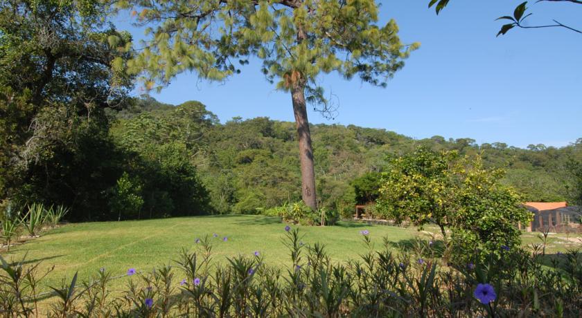 Villa Azalea Inn & Organic Farm JALISCO エクステリア 写真